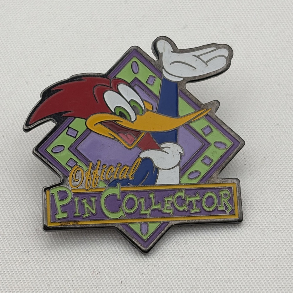 Universal Studios Woody Woodpecker Official Pin Collector Lapel Hat Pin